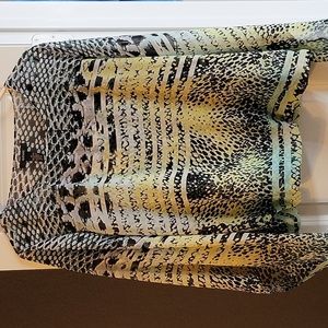 Alfani Women's Top. Dolmam sleeve elastic waist. Built in tank.